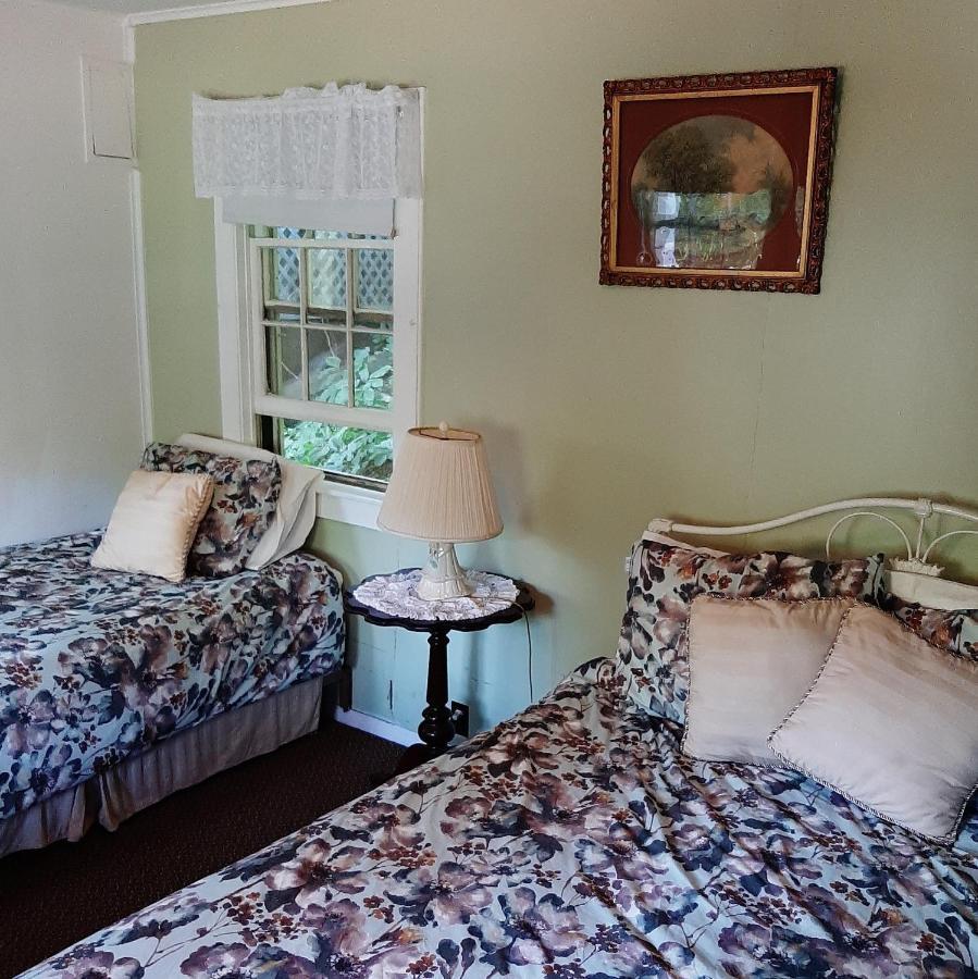 Inn At Starlight Lake & Restaurant 외부 사진