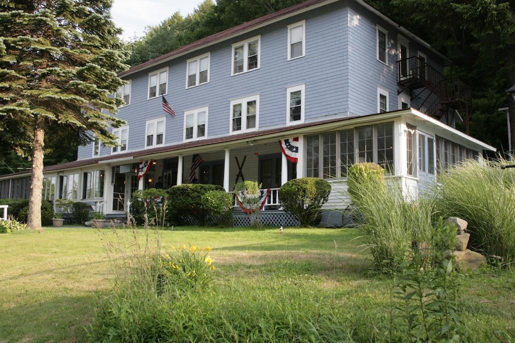 Inn At Starlight Lake & Restaurant 외부 사진