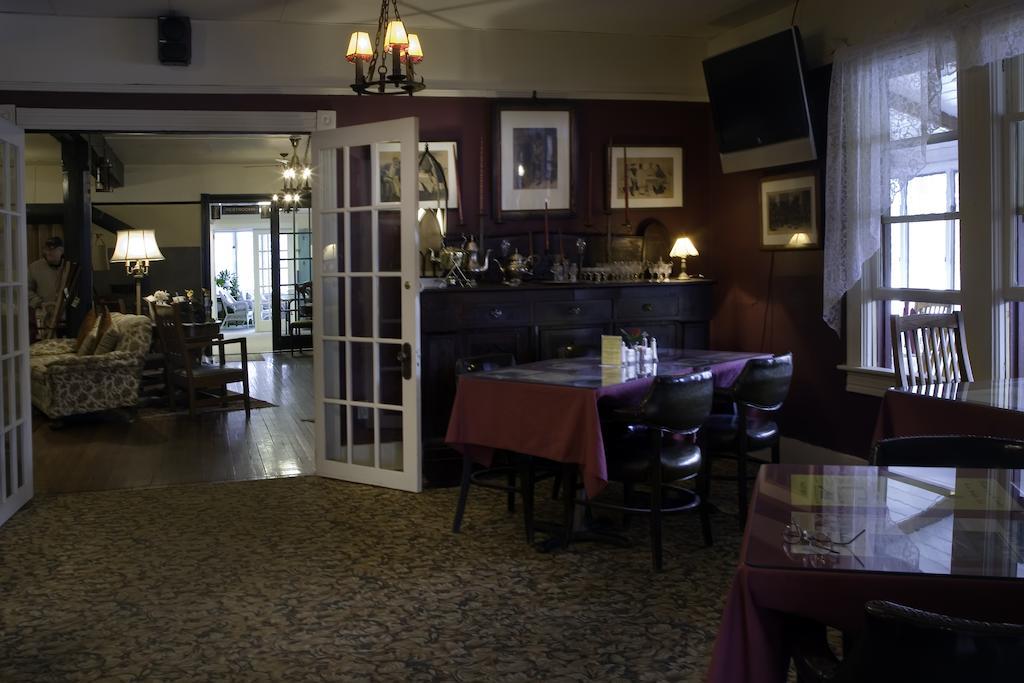 Inn At Starlight Lake & Restaurant 외부 사진