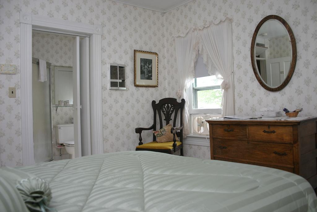 Inn At Starlight Lake & Restaurant 객실 사진